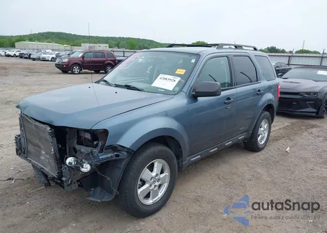 2010 Ford Escape Xlt z USA, uszkodzony, nr VIN 1FMCU0DG6AKC49378